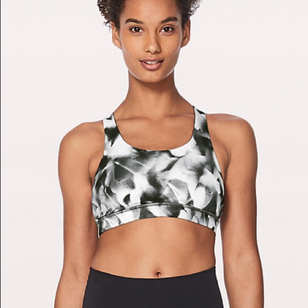 Lululemon Invigorate Sports Bra - Picture 2 of 4